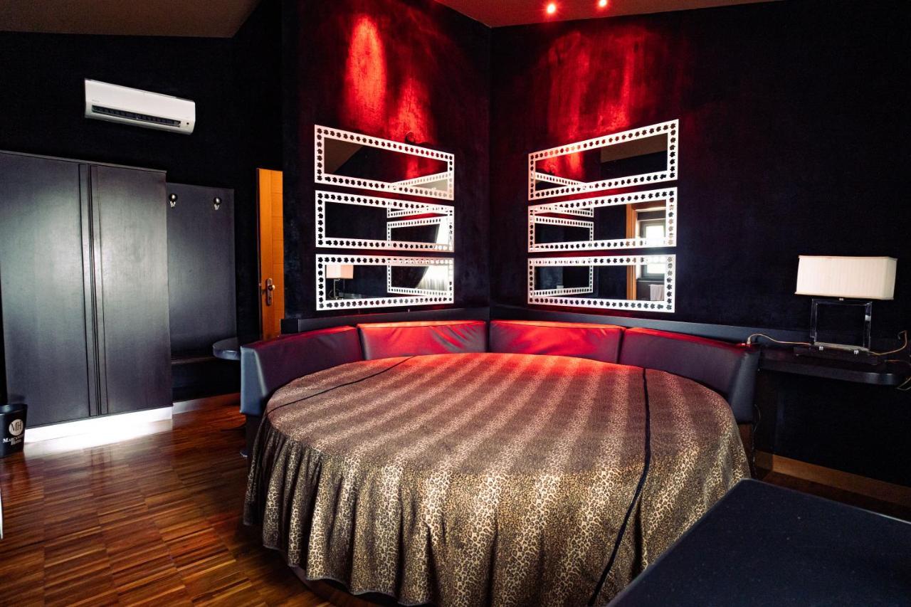 Marcantonio Hotel Джуляно ин Кампания Екстериор снимка